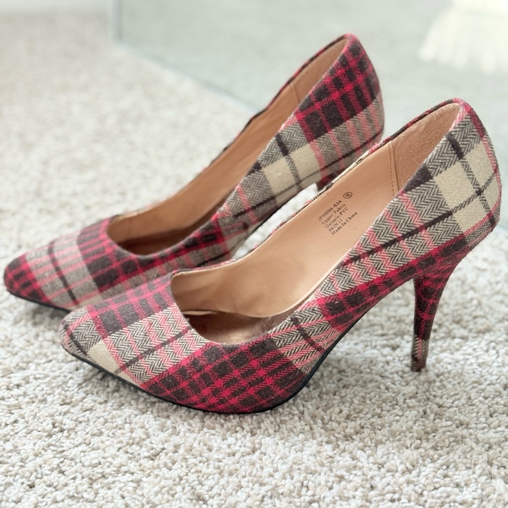 JustFab Red and Cream Heels Classic Plaid Design